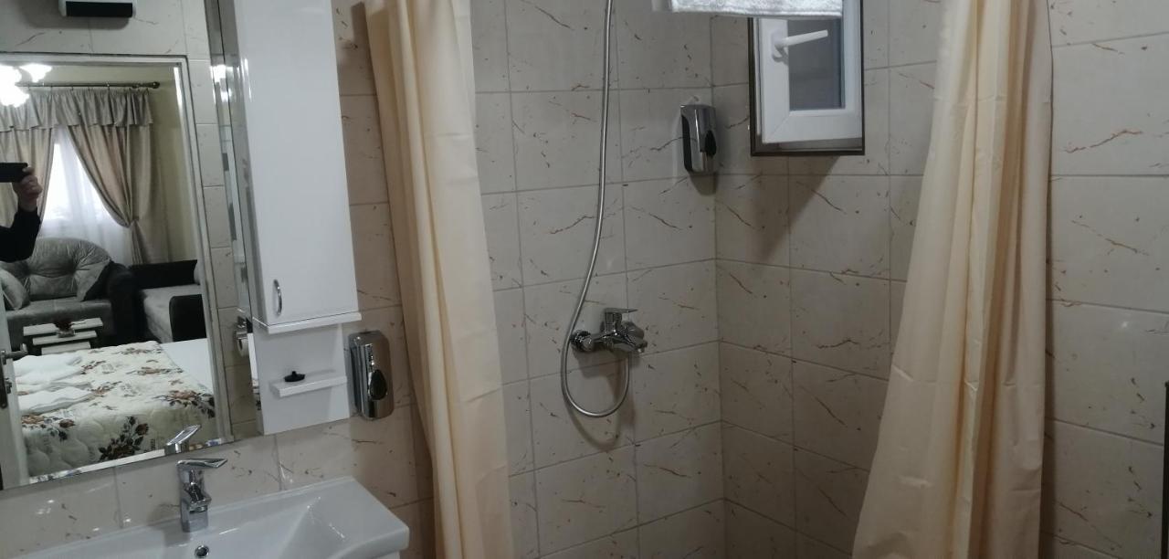 Apartmani Prestige Čačak Exterior foto