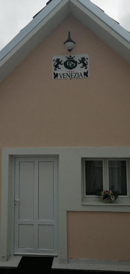 Apartmani Prestige Čačak Exterior foto